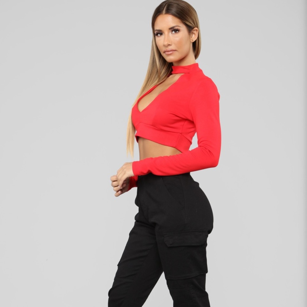 FashionNova// mock neck crop top size small - Picture 4 of 5